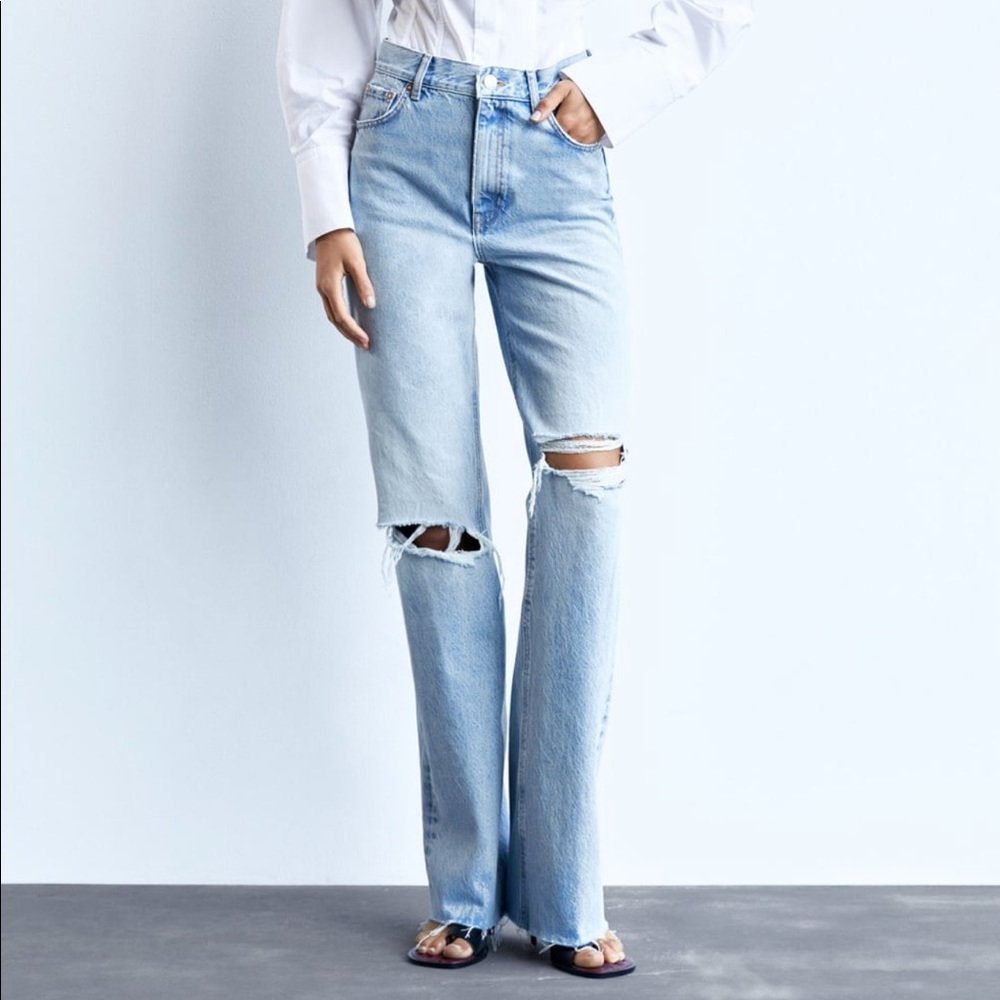 SOLD // ZARA WIDE LEG HI RISE JEANS